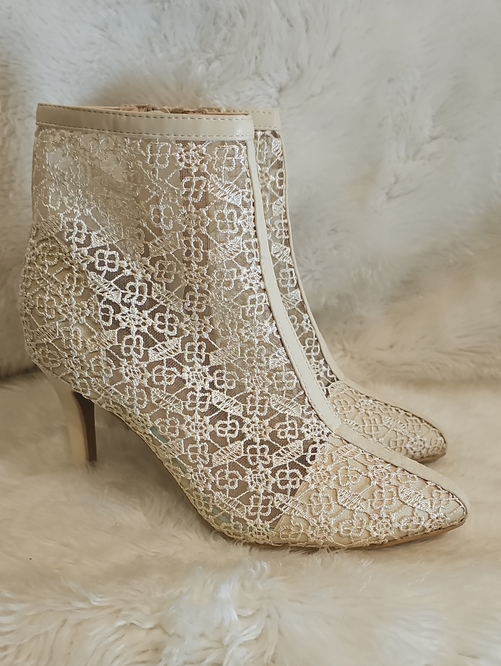 Allegra K Ivory Lace Pointed Toe Ankle Boots Heels Size 7